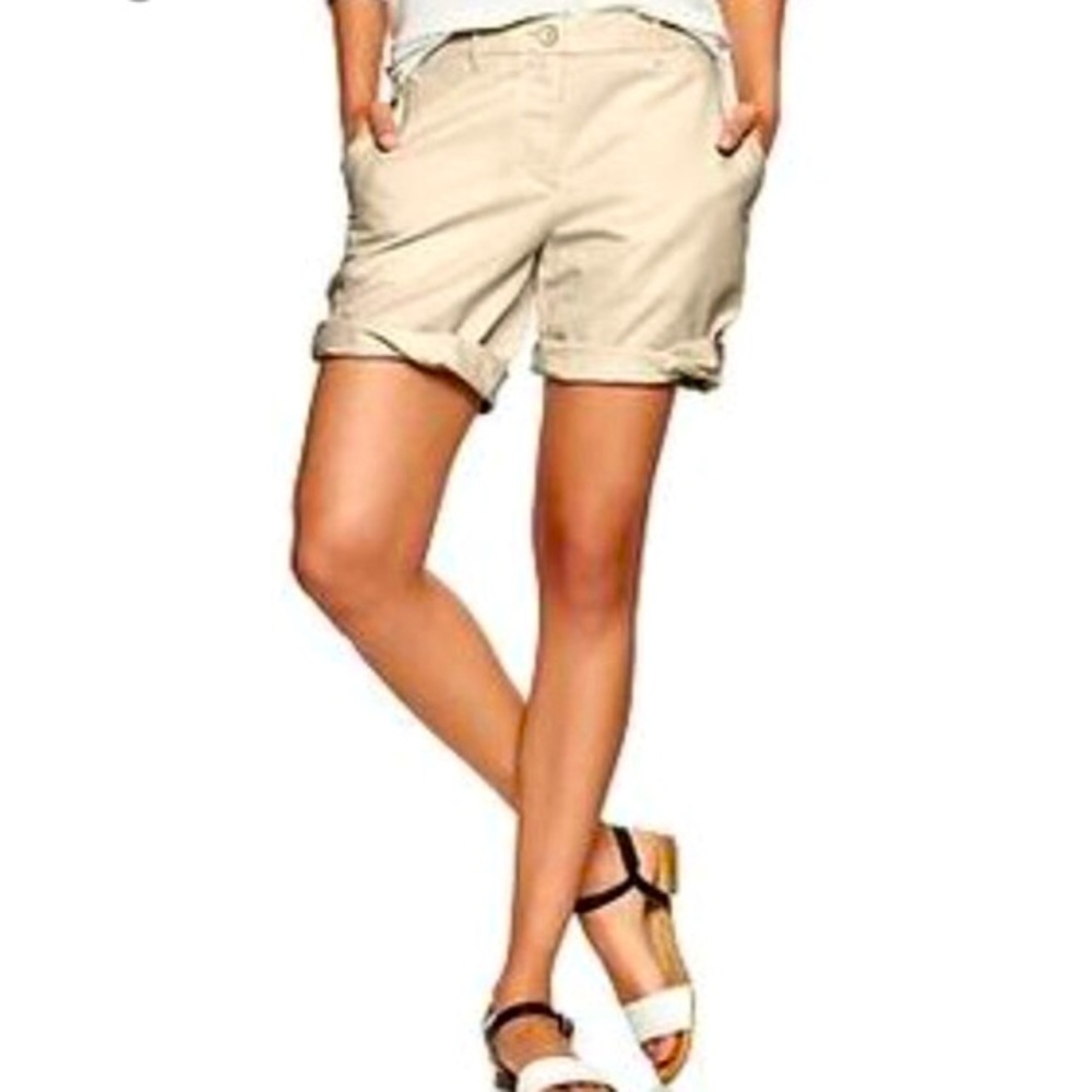 GAP▪️Boyfriend Roll-Up Khaki Shorts